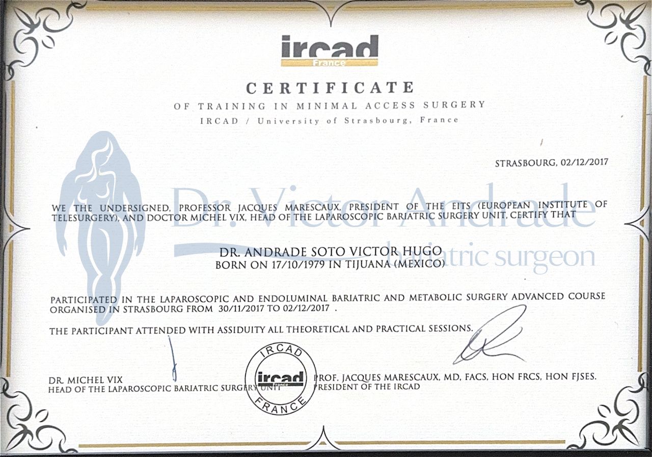 General Surgery specialty diploma awarded to Dr. Victor Hugo Andrade Soto in 2013